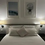 Lovely And Spacious Διαμέρισμα