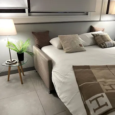 Lovely And Spacious Apartmán
