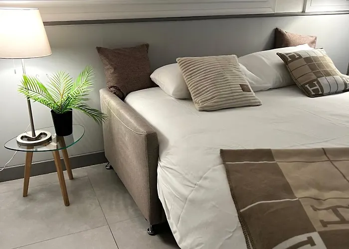 Lovely And Spacious Apartment